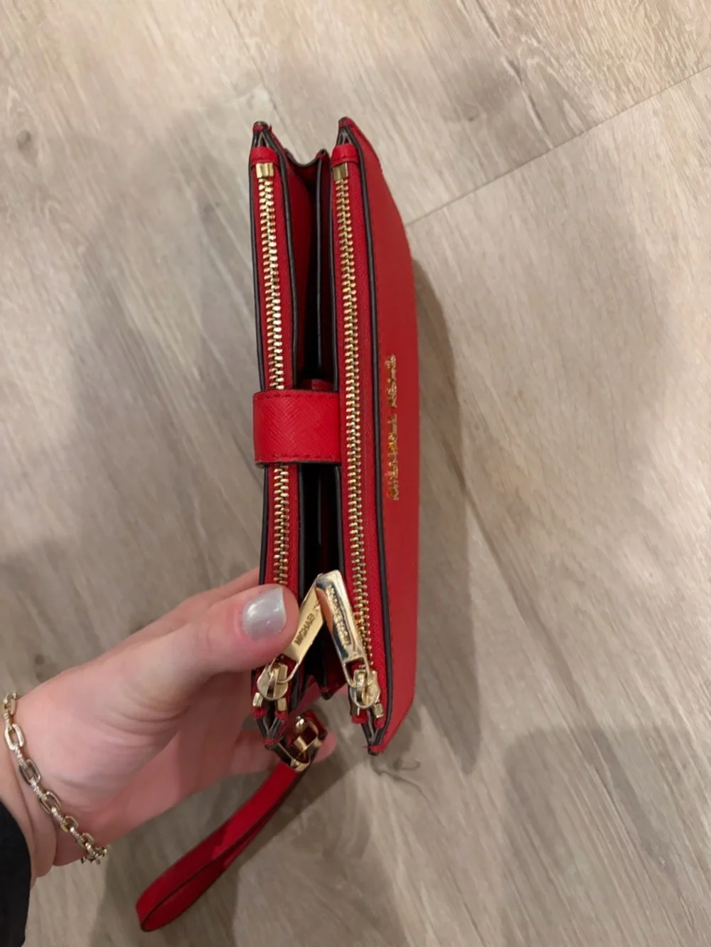 Michael Kors Jet Set Double Zip Wristlet Wallet – Red - Picture 2 of 10